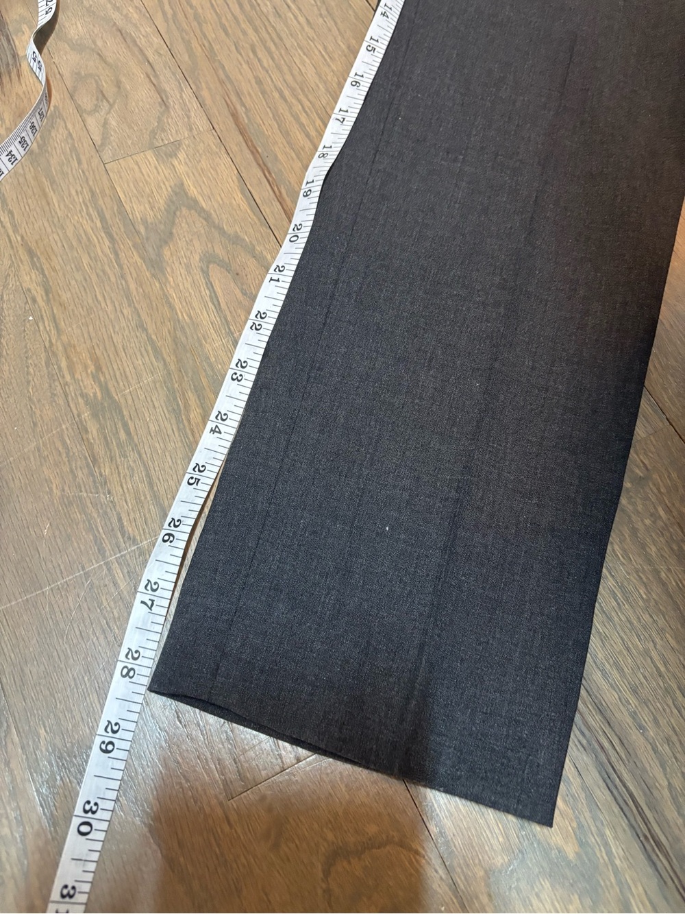 Theory Women's Gray Wool Blend Dress Pants. Size 2 - Picture 4 of 7